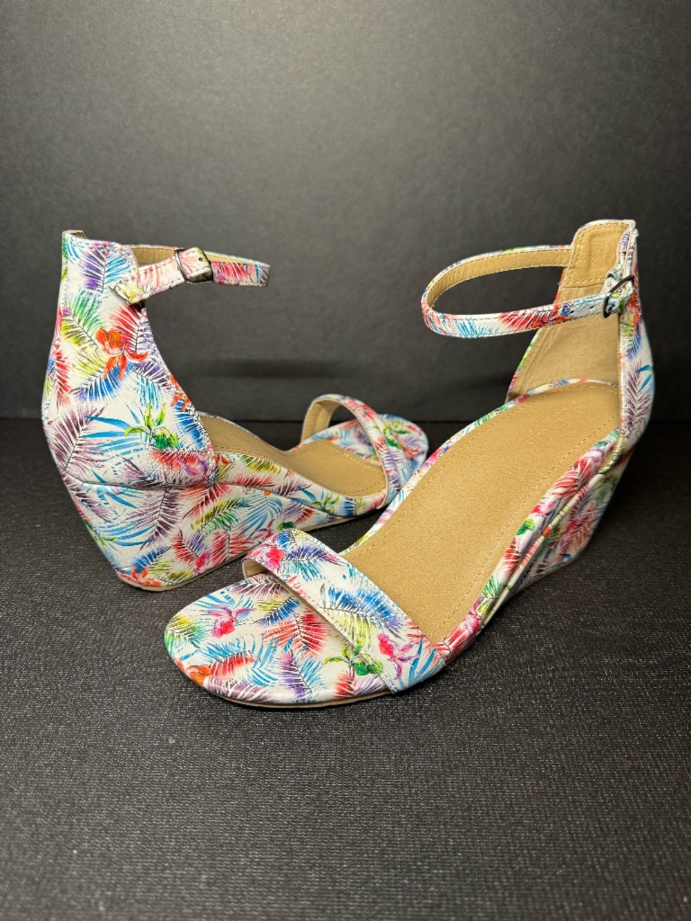 Kenneth Cole Reaction Colorful Palm Print Ankle Strap Wedge Sandal